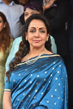 माननीय गवर्नर श्री भगत कोश्यारी और अभिनेत्री हेमा मालिनी ने डेल्फिक काउंसिल ऑफ़ महाराष्ट्र का लोगो किया अनवील