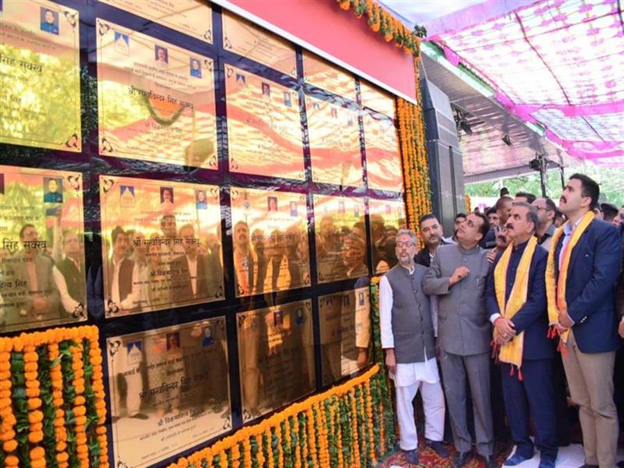 मुख्यमंत्री ने सुन्नी में 174 करोड़ रुपये की विकास परियोजनाओं के लोकार्पण व शिलान्यास किए