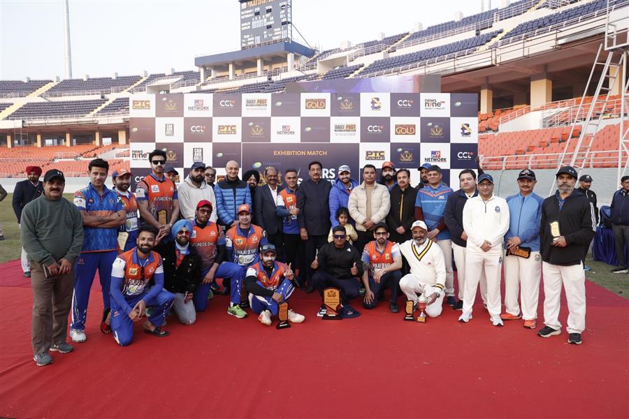पंजाब दे शेर टीम ने आईआरएस अधिकारियों को 120 रनों से हराया