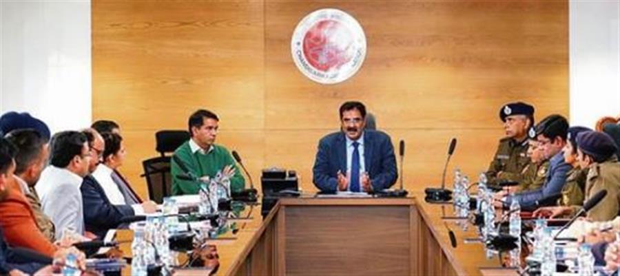 नए सलाहकार ने प्रशासक के सलाहकार के रूप में कार्यभार ग्रहण किया