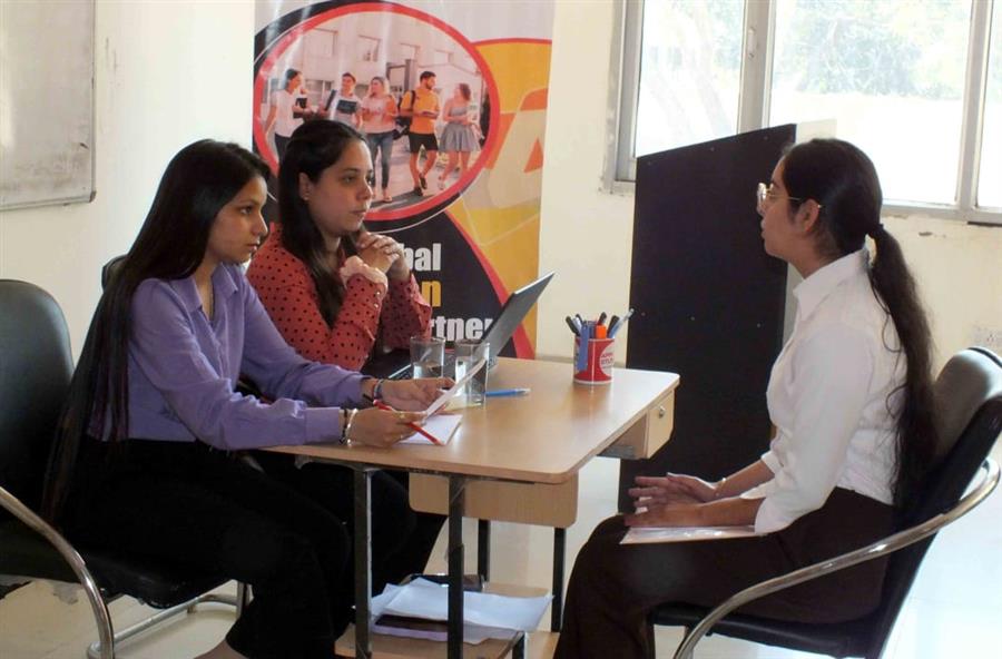 खालसा कॉलेज में दो दिवसीय जॉब फेयर 2024 में 80 फीसदी विद्यार्थी शॉर्टलिस्ट