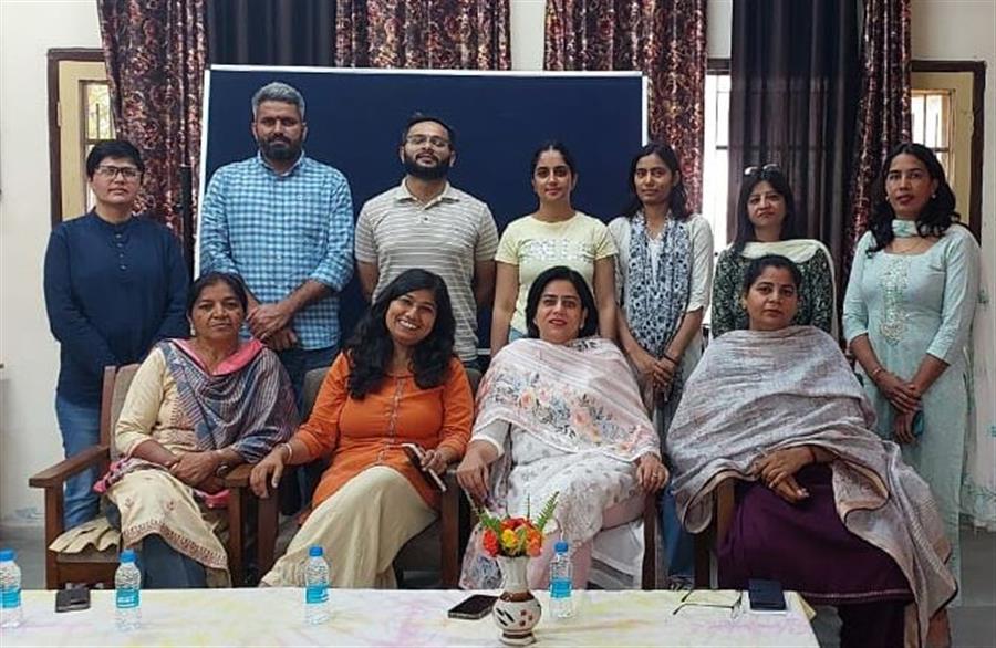 श्रीमती अरुणा आसफ अली राजकीय महाविद्यालय कालका में वूमेन सेल में व्याख्यान का आयोजन