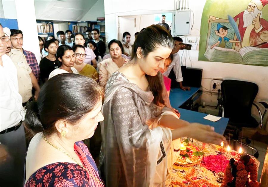 जिला बाल कल्याण परिषद पंचकूला के बाल पुस्तकालय में विश्व पुस्तक और कॉपीराइट दिवस मनाया
