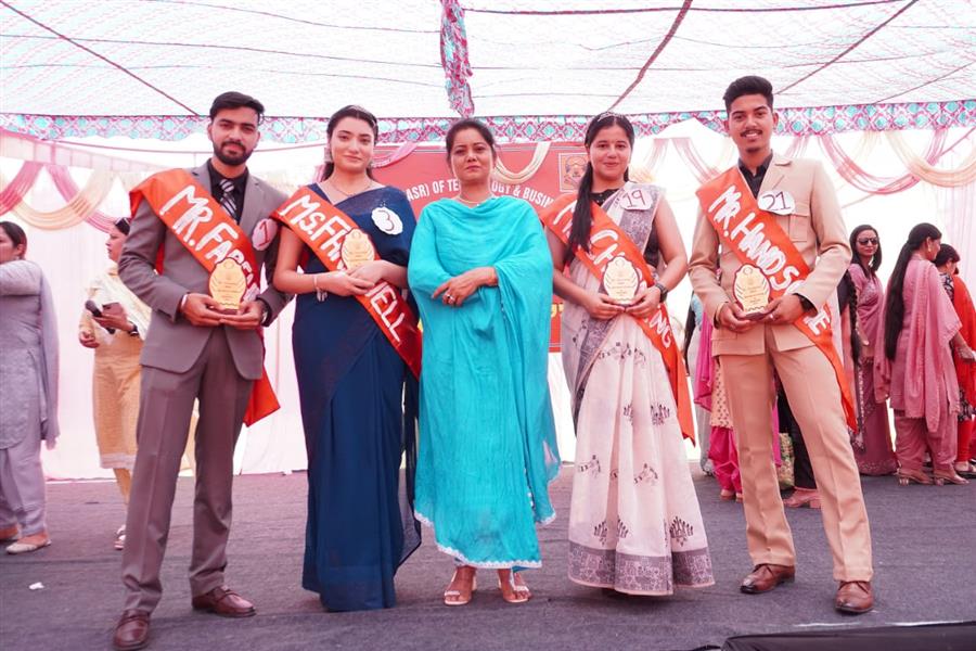 खालसा कॉलेज में विद्यार्थियों की फेयरवेल पार्टी ‘रूकसत 2024’ का आयोजन