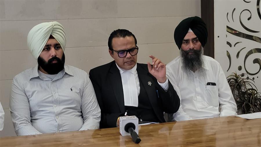 एनआरआई जसवीर कौर ने भू माफिया के खिलाफ कनाडा से उठाई आवाज