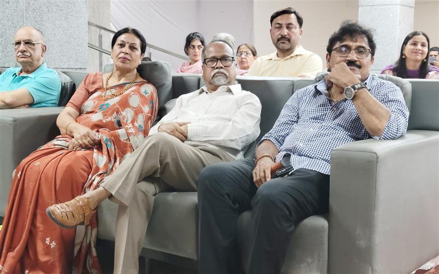 स्पिरिचुअल नाद , वायस मॉड्यूलेशन, वाटर व म्यूजिक थेरेपी से हो पाएंगे स्वस्थ - डॉक्टर परवीन वर्मा