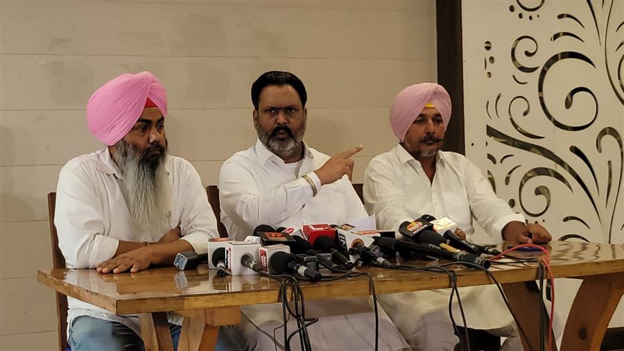 कुलविंदर कौर को झूठे केस में फंसाया, उनका और परिवार का उत्पीड़न किया जा रहा: मिठ्ठा