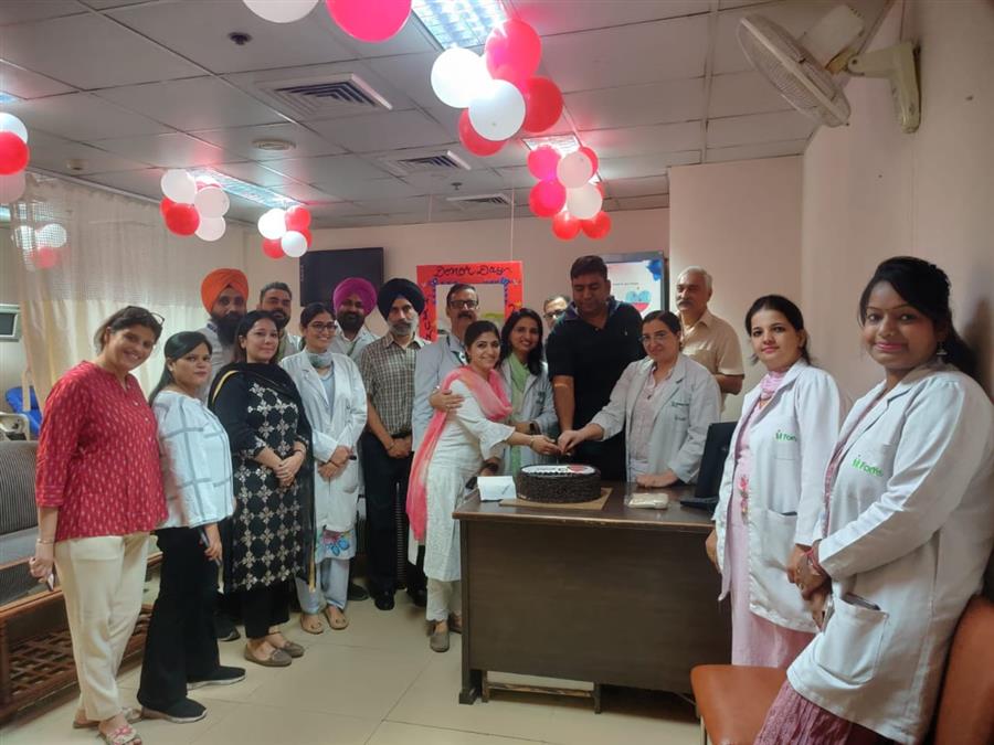 फोर्टिस अस्पताल, मोहाली के डॉक्टरों ने रक्तदान करने से स्वास्थ्य लाभों पर प्रकाश डाला