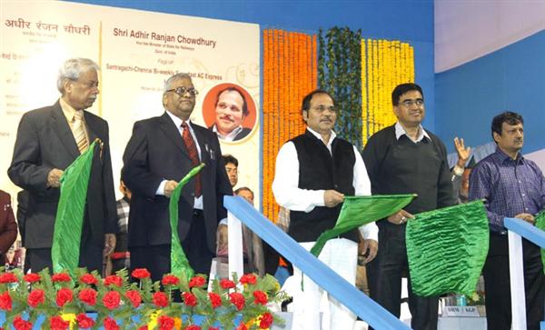 The Minister of State for Railways, Adhir Ranjan Chowdhury flagging off the Howrah-Amta EMU Local from Howrah Station, New Complex. 