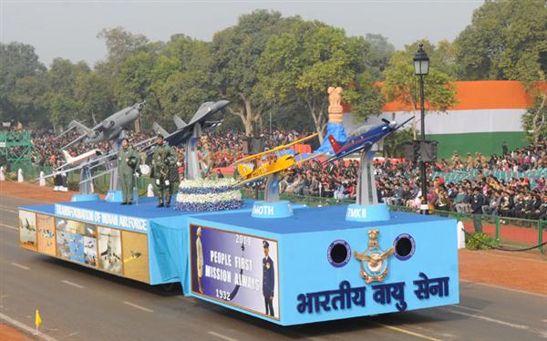 The tableau of Indian Air Force passes through the Rajpath during the full dress rehearsal for the Republic Day Parade-2014, in New Delhi