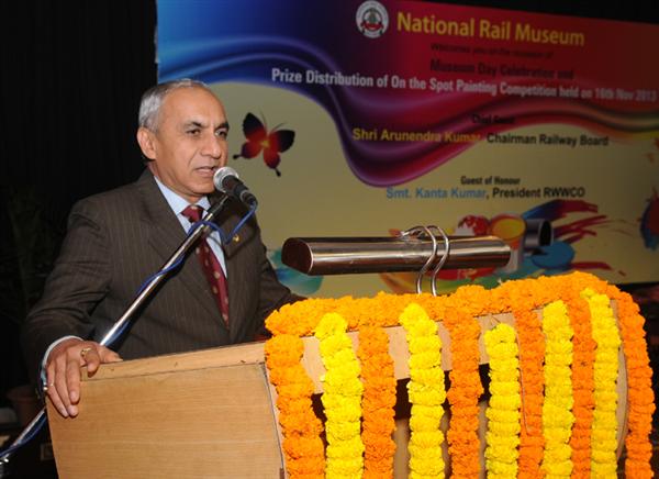 रेलवे बोर्ड के अध्यक्ष अरुनेन्द्र कुमार ने नई दिल्ली में राष्ट्रीय रेल संग्रहालय के 37वें संग्रहालय दिवस समारोह को संबोधित करते हुए।